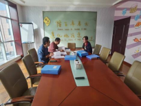 濱城區(qū)工信局聘請(qǐng)專家對(duì)隆鑫天潤(rùn)、隆鑫菲特進(jìn)行安全檢查